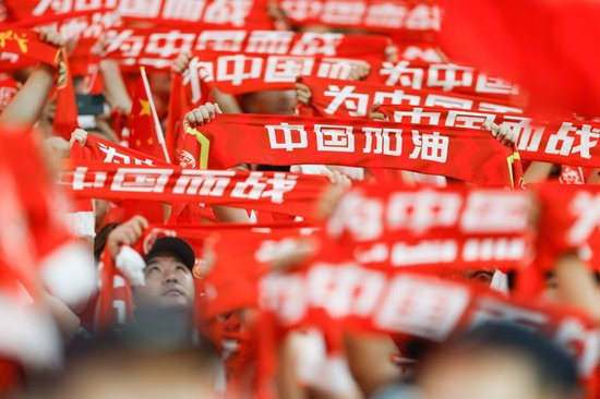 小米11电竞版，米兰体育官网，发布，定制版游戏手机亮相